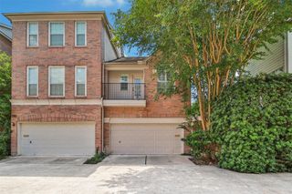 4414 Castle Court Place, Houston, TX 77006