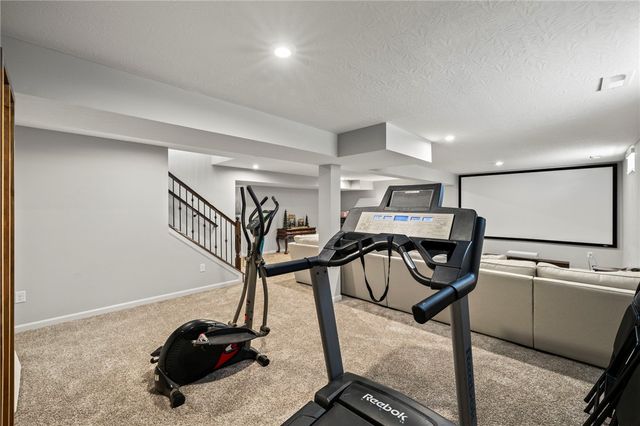 2160 Prestwick Bend, Miamisburg, OH 45342