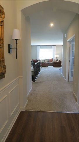 2160 Prestwick Bend, Miamisburg, OH 45342