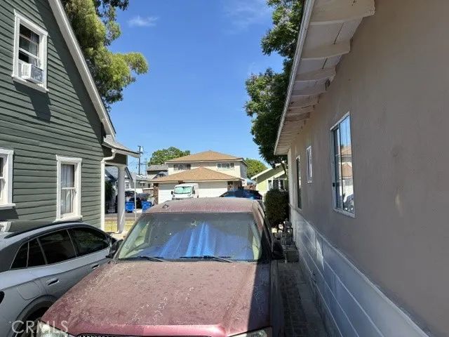 5915 Lemon, Long Beach, CA 90805