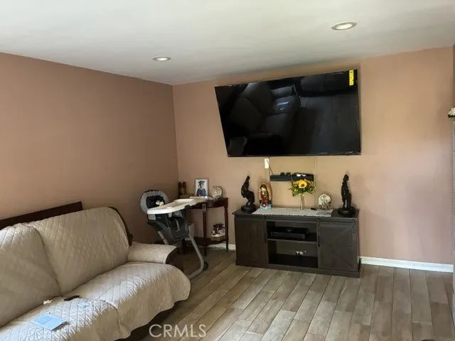 5915 Lemon, Long Beach, CA 90805