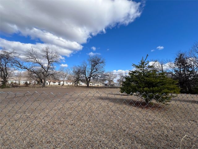 1609 E Peyton Street, Sherman, TX 75090