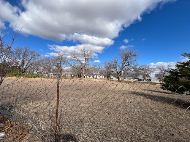 1609 E Peyton Street, Sherman, TX 75090