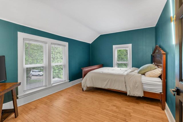 1340 CAMBRIDGE AVENUE, Oshkosh, WI 54902