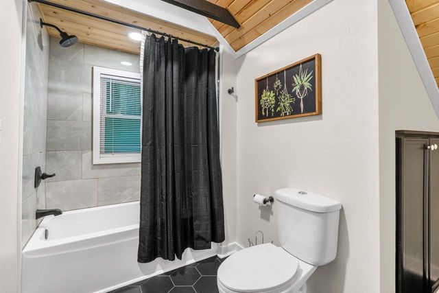 1340 CAMBRIDGE AVENUE, Oshkosh, WI 54902
