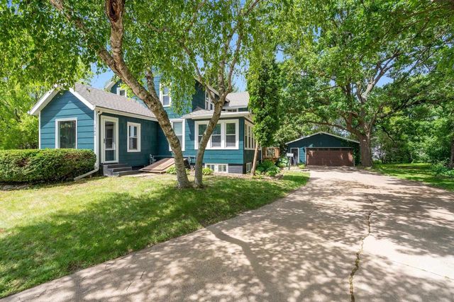 1340 CAMBRIDGE AVENUE, Oshkosh, WI 54902