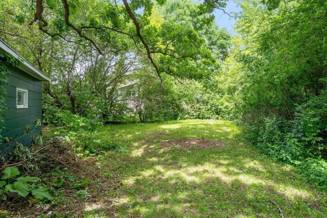 1340 CAMBRIDGE AVENUE, Oshkosh, WI 54902