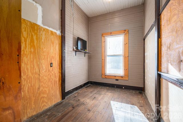 331 S Laurel Street, Lincolnton, NC 28092