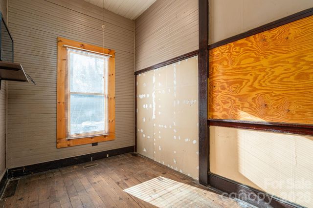 331 S Laurel Street, Lincolnton, NC 28092