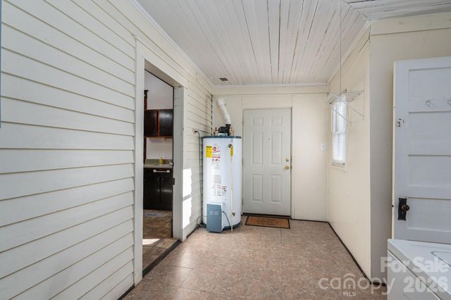 331 S Laurel Street, Lincolnton, NC 28092