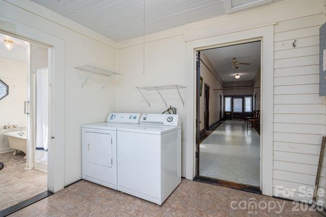 331 S Laurel Street, Lincolnton, NC 28092