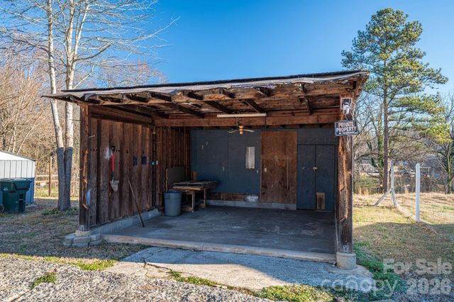 331 S Laurel Street, Lincolnton, NC 28092