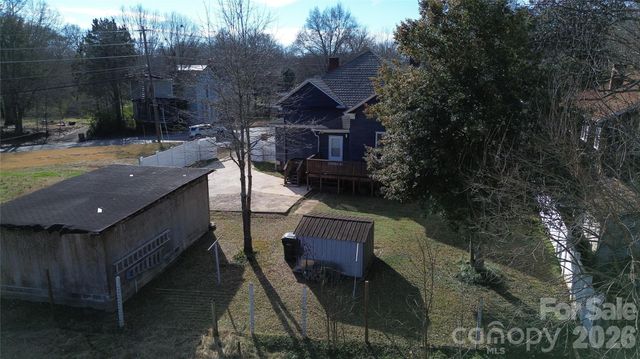 331 S Laurel Street, Lincolnton, NC 28092
