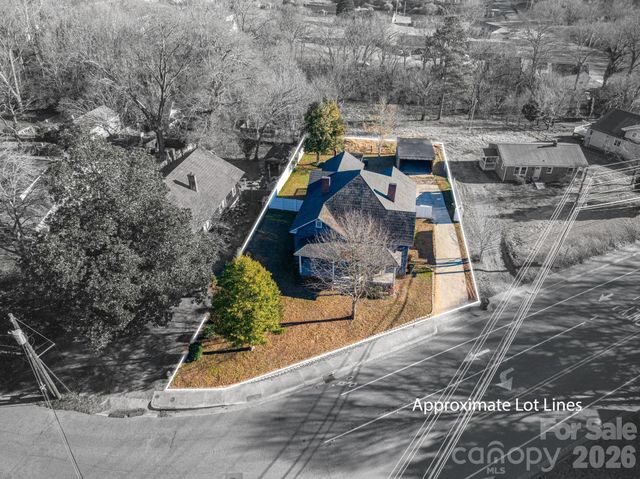 331 S Laurel Street, Lincolnton, NC 28092