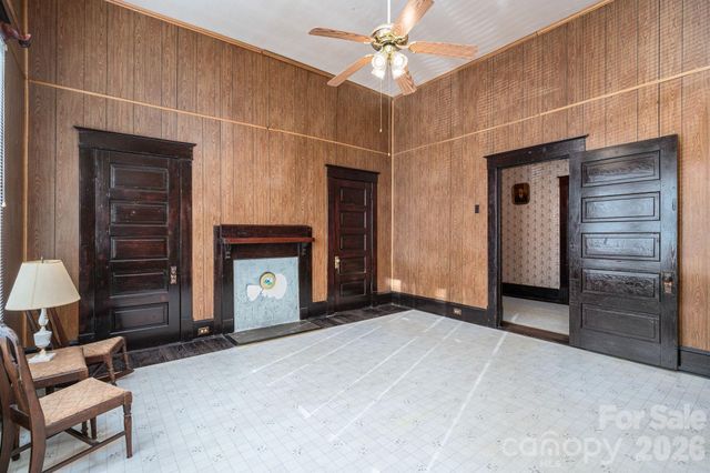 331 S Laurel Street, Lincolnton, NC 28092