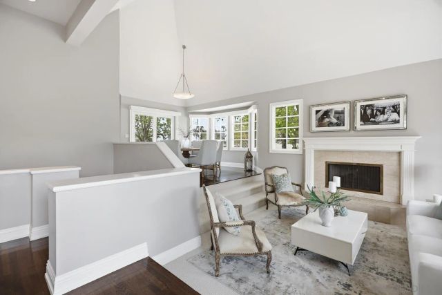 945 Bay Circle, Coronado, CA 92118