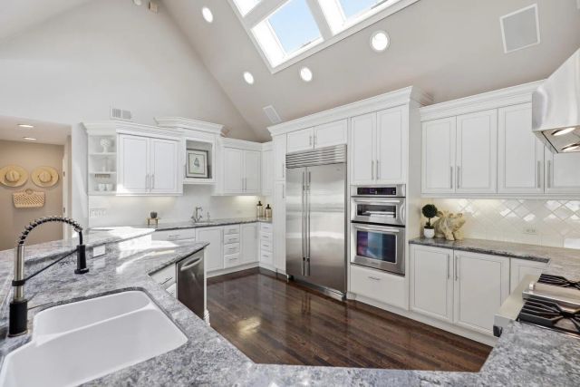 945 Bay Circle, Coronado, CA 92118