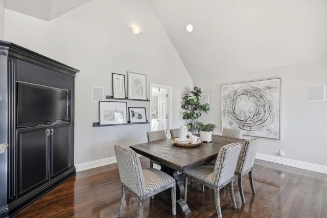 945 Bay Circle, Coronado, CA 92118