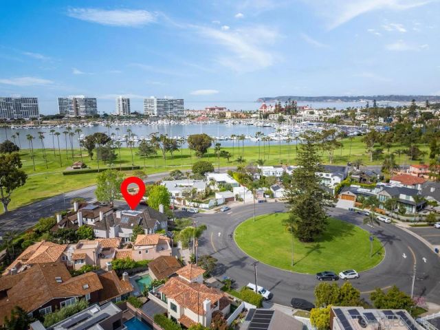 945 Bay Circle, Coronado, CA 92118