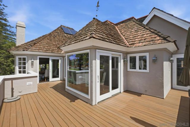 945 Bay Circle, Coronado, CA 92118