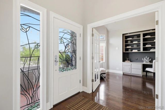 945 Bay Circle, Coronado, CA 92118