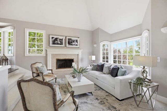 945 Bay Circle, Coronado, CA 92118