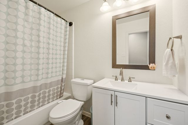 5100 Postwood Drive, Fort Worth, TX 76244