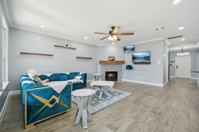 5100 Postwood Drive, Fort Worth, TX 76244