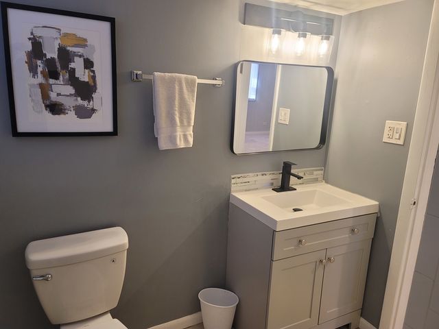 295 Saginaw Avenue, Calumet City, IL 60409