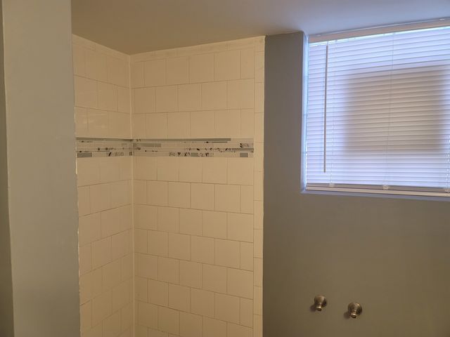 295 Saginaw Avenue, Calumet City, IL 60409