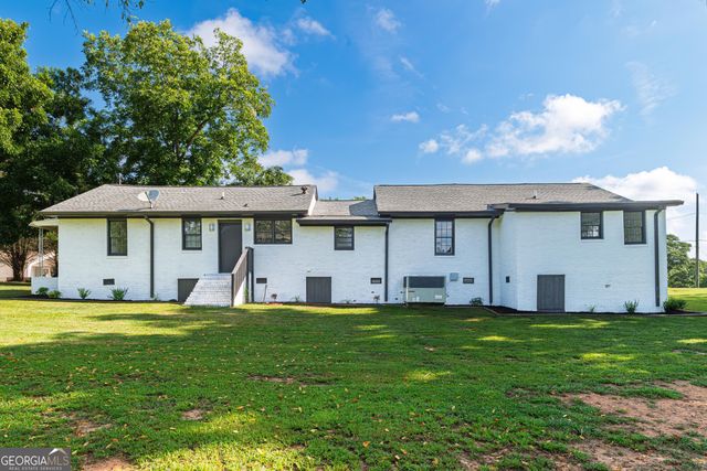 418 Lamb Road, Moreland, GA 30259