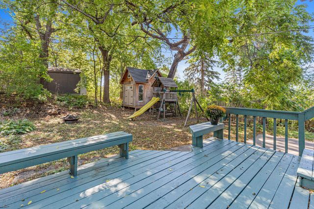2150 Knapp Street, Saint Paul, MN 55108
