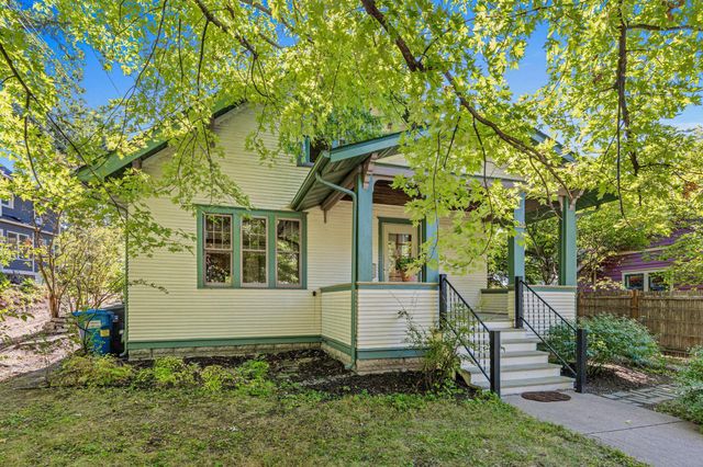 2150 Knapp Street, Saint Paul, MN 55108