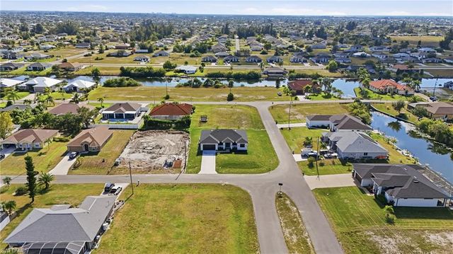 2626 NW 15th ST, Cape Coral, FL 33993