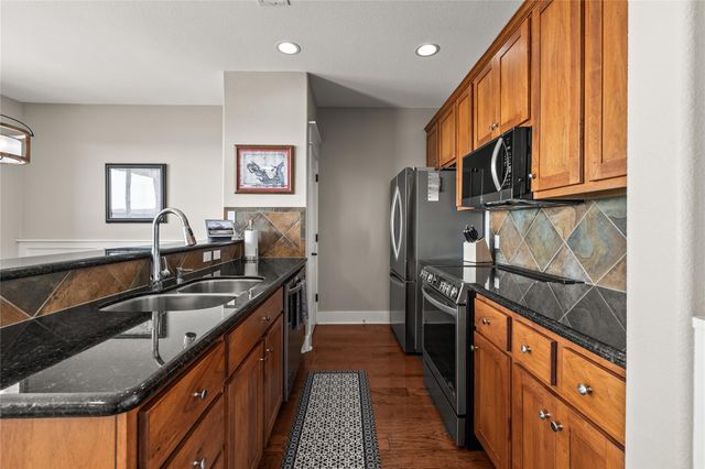 17708 Maritime Point DR 202, Jonestown, TX 78645