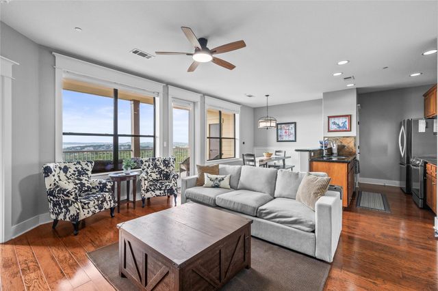 17708 Maritime Point DR 202, Jonestown, TX 78645