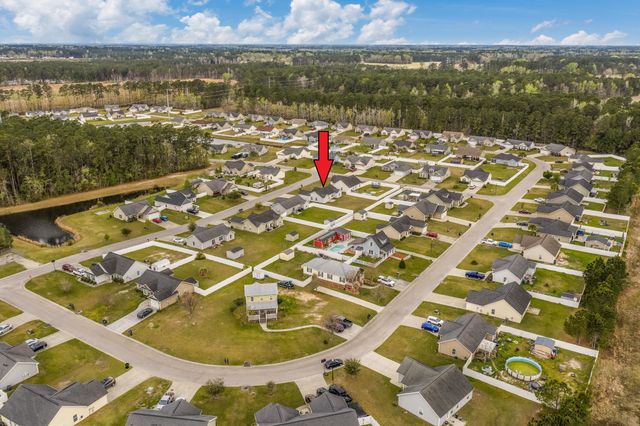 142 Corbin Tanner Dr., Conway, SC 29527