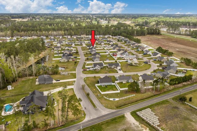 142 Corbin Tanner Dr., Conway, SC 29527