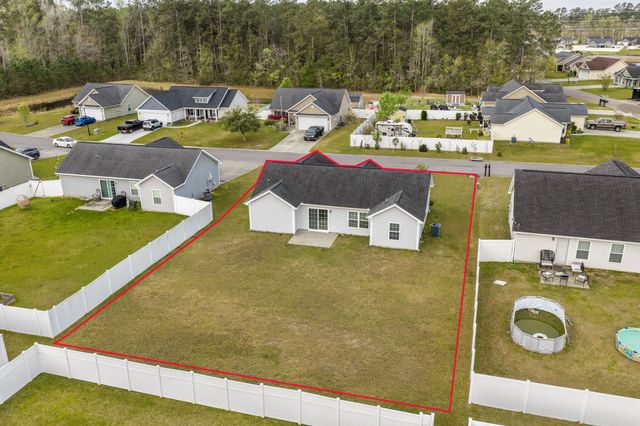 142 Corbin Tanner Dr., Conway, SC 29527