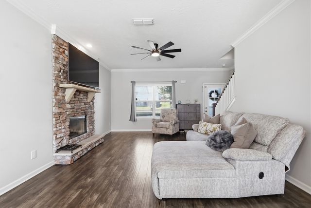 132 Dueler Dr, Hermitage, TN 37076