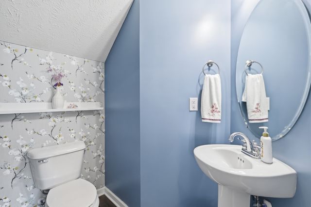 132 Dueler Dr, Hermitage, TN 37076