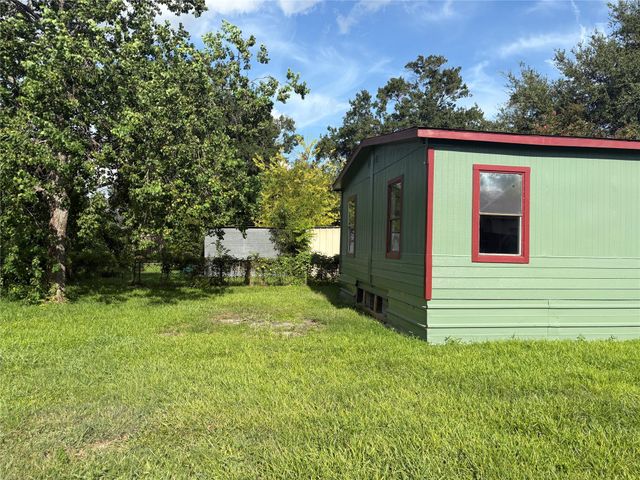 16211 N Shore Drive, Channelview, TX 77530