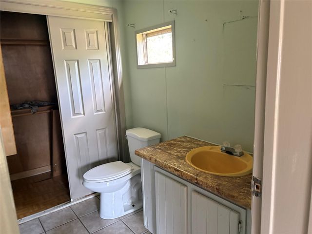 16211 N Shore Drive, Channelview, TX 77530