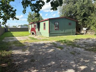 16211 N Shore Drive, Channelview, TX 77530