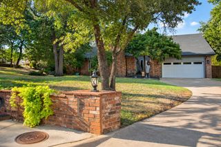 1705 Canary Court, Edmond, OK 73034