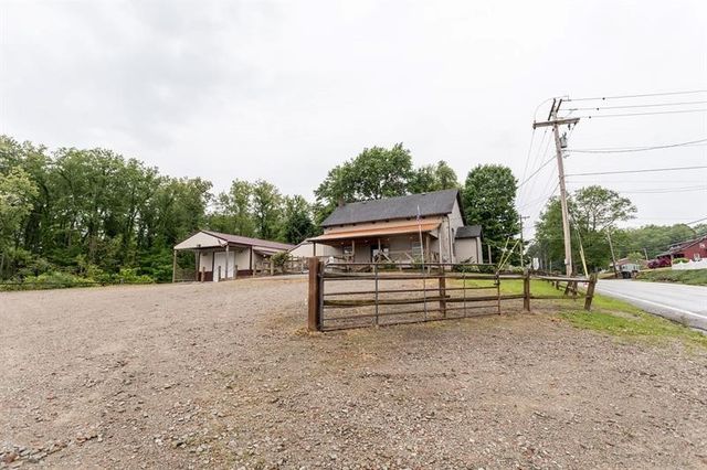 1262 N Gallatin Avenue, North Union Twp, PA 15401