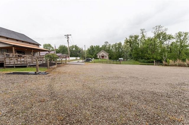 1262 N Gallatin Avenue, North Union Twp, PA 15401