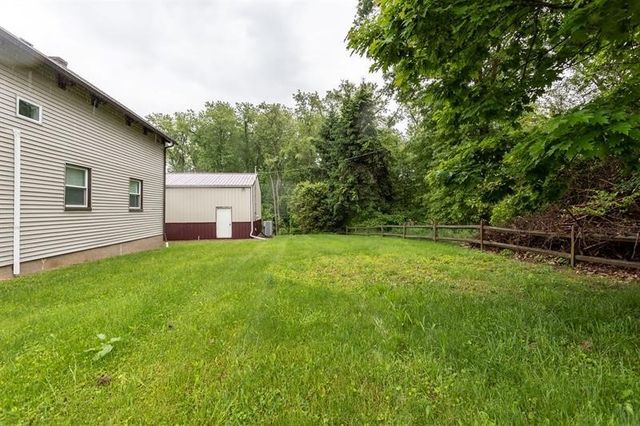 1262 N Gallatin Avenue, North Union Twp, PA 15401