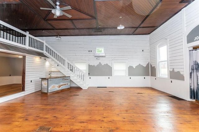 1262 N Gallatin Avenue, North Union Twp, PA 15401