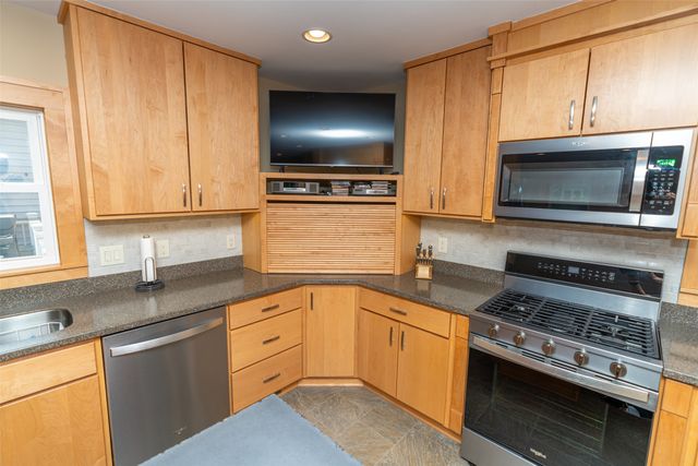 302 W Court Avenue, Winterset, IA 50273